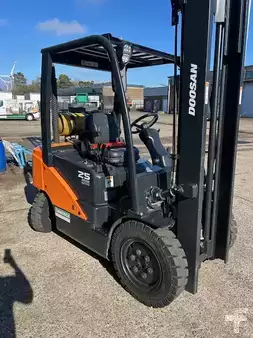 LPG VZV 2020  Doosan G25P-7 (11)