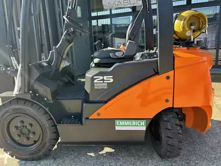 LPG VZV 2020  Doosan G25P-7 (5)