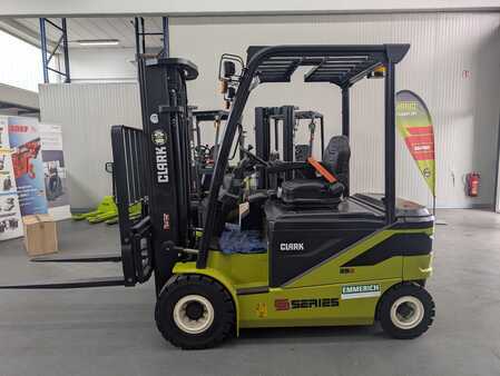 Elektryczne 4-kołowe 2023  Clark SE25 (9)