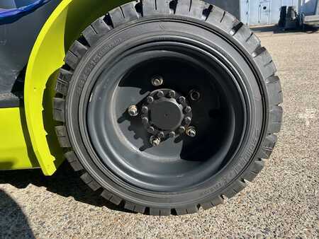 Dieselstapler 2024  Clark S30D (5)