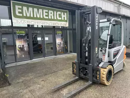 Chariots électriques à 4 roues 2019  Still RX 60-40 (13)
