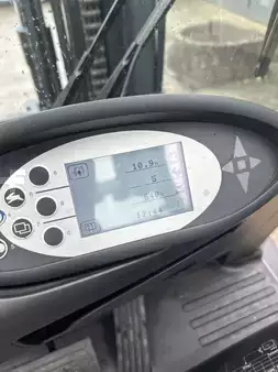 Chariots électriques à 4 roues 2019  Still RX 60-40 (18)
