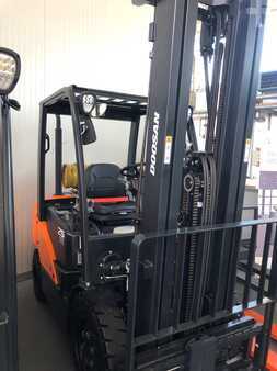 Chariots élévateurs GPL 2020 Doosan G25P-7 (3)