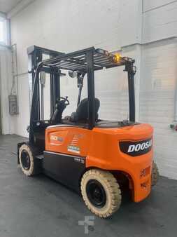 Sähkö - 4 pyör 2021  Doosan B50 X7 (6)