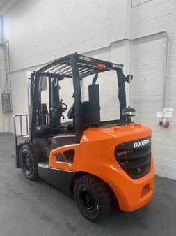 Dieselový VZV 2023  Doosan D30 S9 (4)