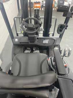 Dieseltrukki 2023  Doosan D30 S9 (6)