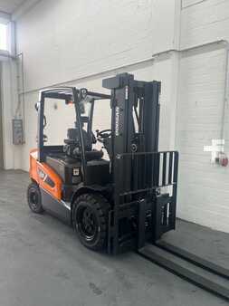 Dieseltrukki 2023  Doosan D30 S9 (8)