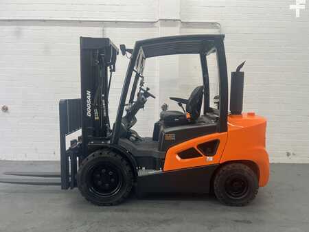 Dieselový VZV 2023  Doosan D35 SC9 (5)