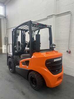 Dieselový VZV 2023  Doosan D35 SC9 (6)