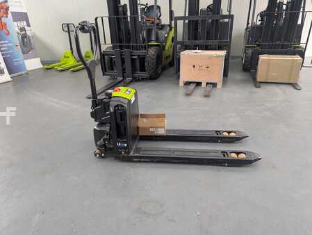 Transpalettes manuels 2023 Clark LWio15 (1)