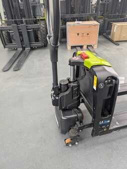 Transpalettes manuels 2023  Clark LWio15 (5)