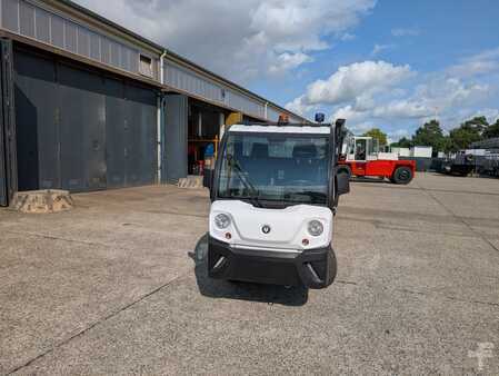 Camions à plate-forme éléctrique 2018  Goupil G4 (3)