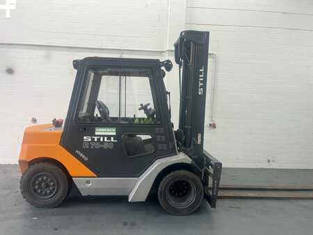 Chariots élévateurs diesel 2011  Still R 70 (1)