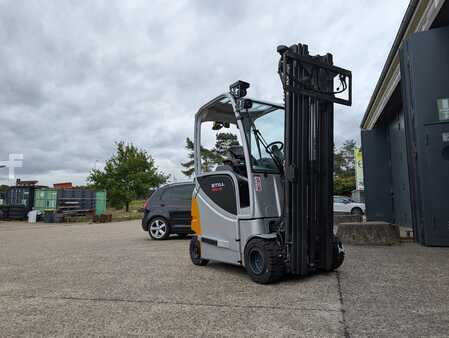 Chariots électriques à 4 roues 2016 Still RX60-20 (4)