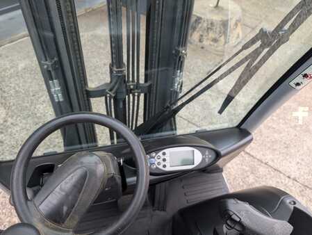 Chariots électriques à 4 roues 2016  Still RX60-20 (5)