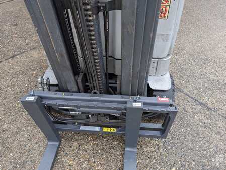 Chariots électriques à 4 roues 2016  Still RX 60-20 (11)