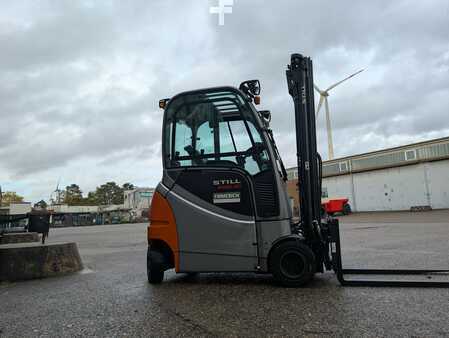 Chariots électriques à 4 roues 2016  Still RX 60-20 (1)