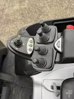 Elektrisk- 4 hjul 2014  Still RX 60-25 (15)