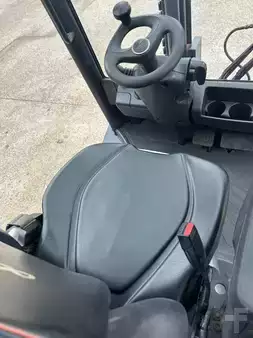 Dieselový VZV 2020  Linde H40D-02 (9)