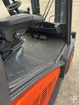 Dieselový VZV 2020  Linde H40D-02 (12)