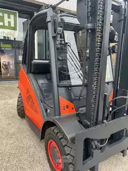 Dieselový VZV 2020  Linde H40D-02 (6)
