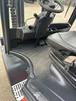 Dieselový VZV 2020  Linde H40D-02 (7)