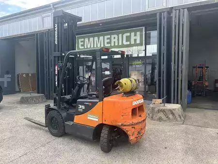 Gas truck 2008  Doosan G35C-5 (5)