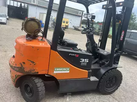 Gas truck 2008  Doosan G35C-5 (7)