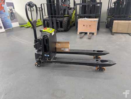 Transpaletas manuales 2024  Clark LWio15 (2)