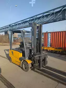 El truck - 4 hjulet 2004  Jungheinrich EFG 430 (1)