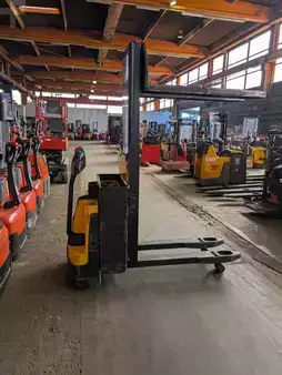 Ledstaplare gå 2011  Jungheinrich EJD K18 (3)