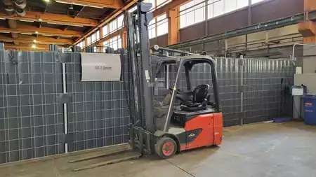 3-wiel elektrische heftrucks 2017  Linde E 14 Evo // Seitenschieber // Duplex (2)