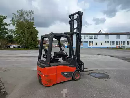 3-wiel elektrische heftrucks 2017  Linde E 14 Evo // Seitenschieber // Duplex (4)