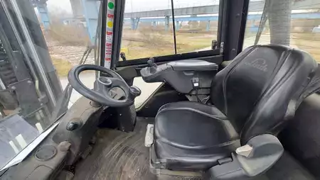 Treibgasstapler 2018  Linde H25T-02 // Triplex // Hubhöhe 5,51m // Seitenschieber (6)