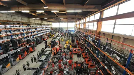 Treibgasstapler 2018  Linde H25T-02 // Triplex // Hubhöhe 5,51m // Seitenschieber (9)