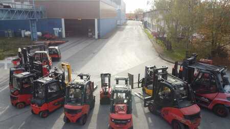 Stacker pedestre 2016  BT SWE 140 L (8)