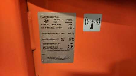 Horizontální vychystávací vozík 2015  BT LPE 250 //  1590 Gabellänge // Elektro (8)