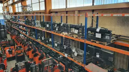 Treibgasstapler 2018  Linde H 25 T-02 // Seitenschieber // Treibgas (9)