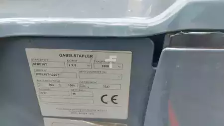 Chariots électriques à 3 roues 2017  Toyota 8FBE16T // Triplex // containerfähig // SS (7)