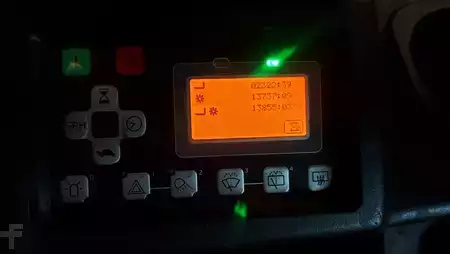 Eléctrico - 3 rodas 2018  Toyota 8FBE20T // SS // ZV // Vorschubgabeln (6)