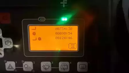 Chariots électriques à 3 roues 2019  Toyota 8FBE16T // Triplex // SS (7)