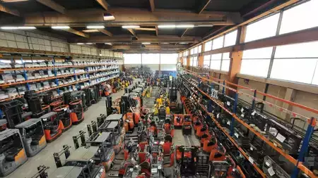 Chariots électriques à 3 roues 2019  Toyota 8FBE16T // Elektro // Duplex (10)