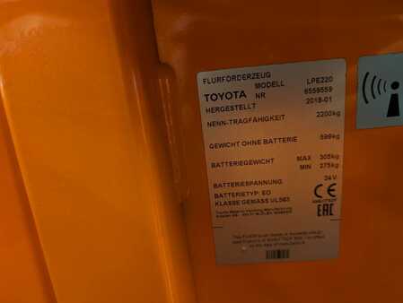 Horisontal ordreplukker 2018  Toyota LPE 220 // Batterie 2020 // 3810 Std. // Initialhub (7)