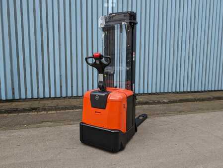 Pallet Stackers 2015  BT SPE160 // Triplex // HH 5400mm // Elektro (1)