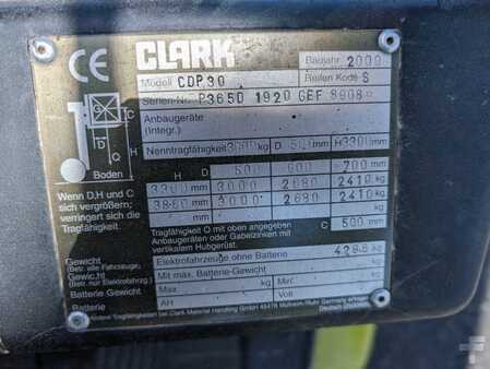 Empilhador diesel 2000  Clark CDP 30 // Freisichtmast // UVV (8)