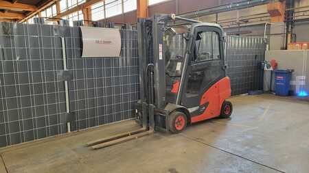 Dieselový VZV 2019  Linde H18D-01 // Triplex // Seitenschieber (2)