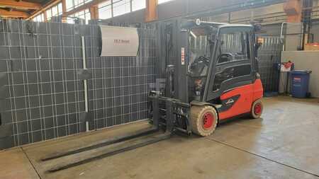 Eléctrico - 4 rodas 2022  Linde E35L-01 // Triplex // Containerfähig // 2022 (2)
