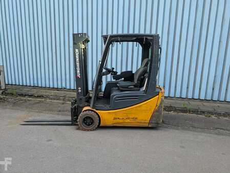 El truck - 3 hjulet 2011  Jungheinrich EFG 220 // GE 115-450DZ // Bauhöhe 2000 mm (1)