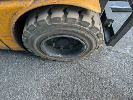 El truck - 3 hjulet 2011  Jungheinrich EFG 220 // GE 115-450DZ // Bauhöhe 2000 mm (5)