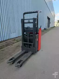 Ruční vysokozdvižný vozík 2017  Linde D12 // Betriebsstunden 134 // Batterie 2017 (2)